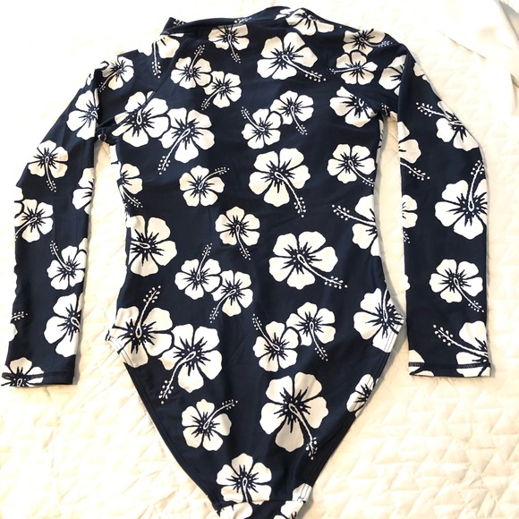 Okanui one piece long sleeve swimsuit surf paddle suit Large rash guard - Picture 9 of 12